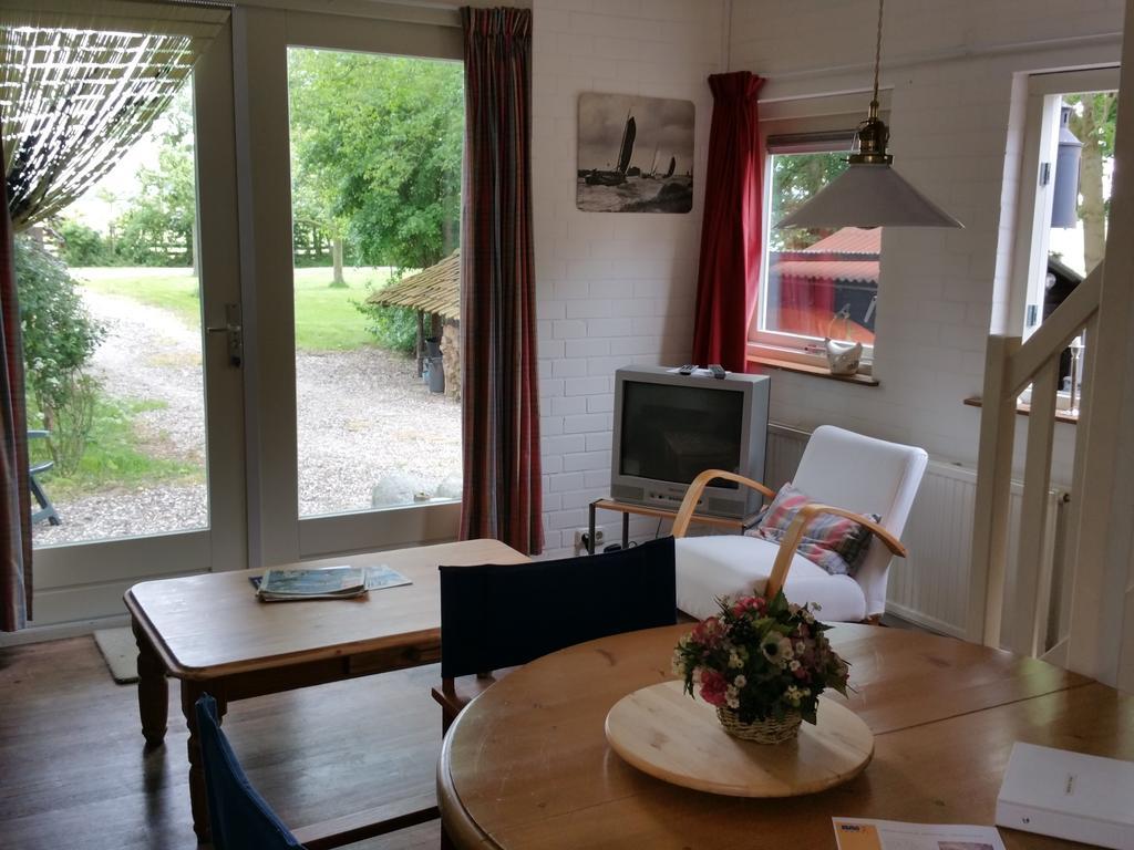 Vakantiewoning "De Kei" Warns Bagian luar foto